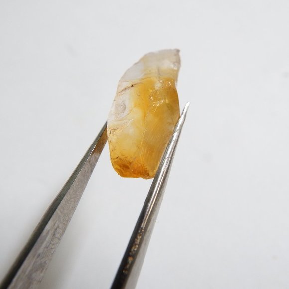 10.8ct imperial topaz bi color eye clean facet grade rough gemstone from brazil - Picture 3 of 9